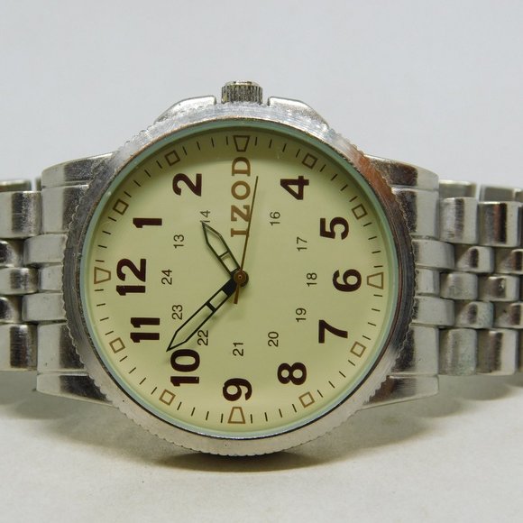 Izod Quartz Analog Men's Watch - Picture 1 of 6